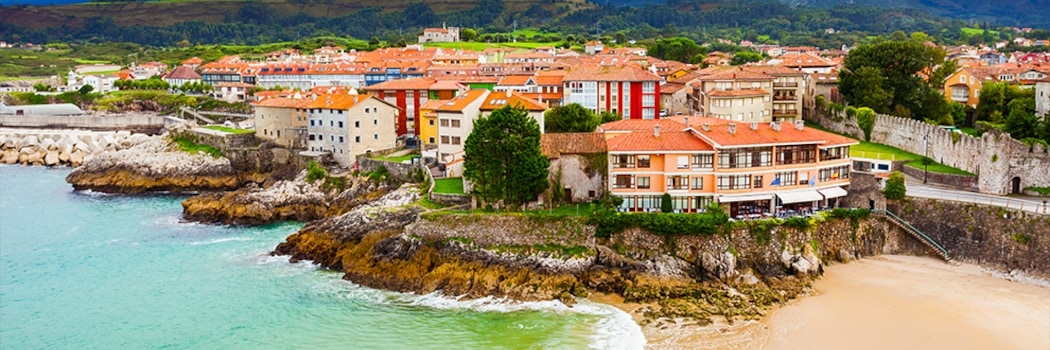 Llanes