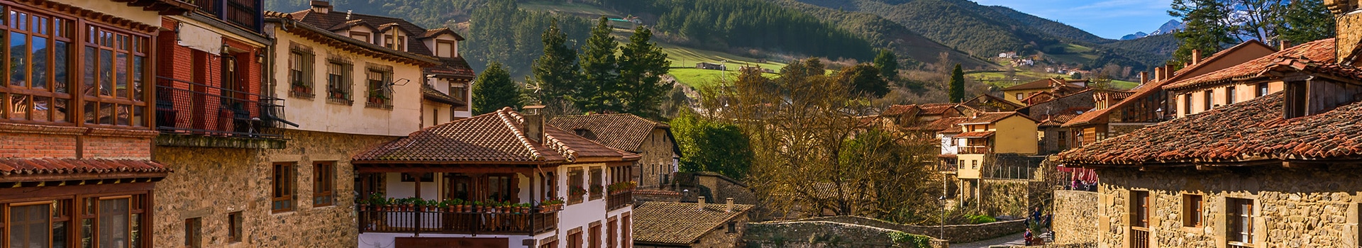 Ofertas Voo + Hotel a **Potes**