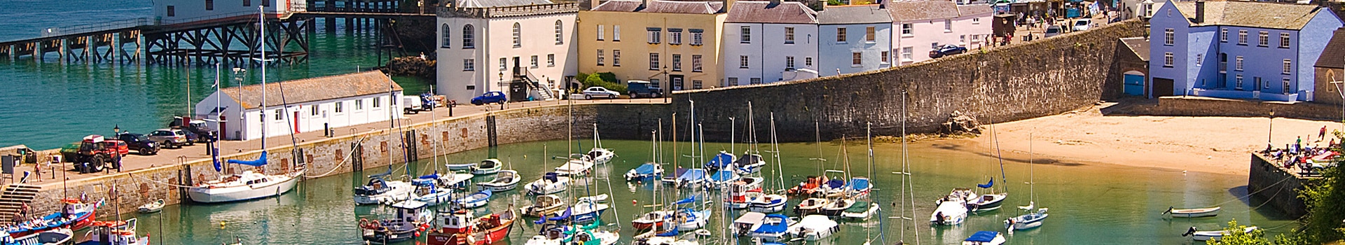Ofertas Voo + Hotel a **Tenby**