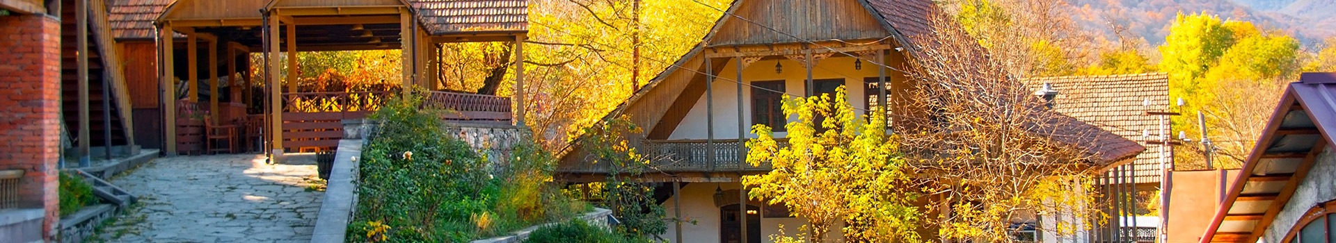 Ofertas Voo + Hotel a **Dilijan**