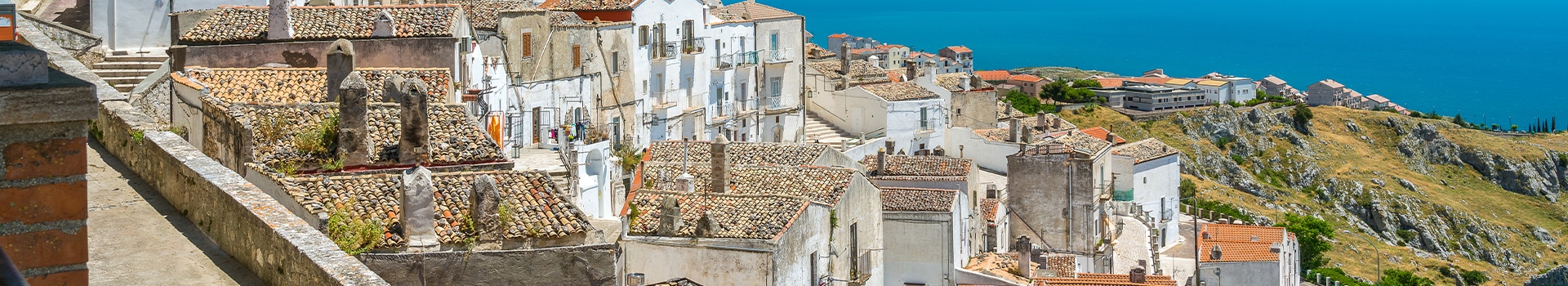 Ofertas Voo + Hotel a **Monte Sant'Angelo**