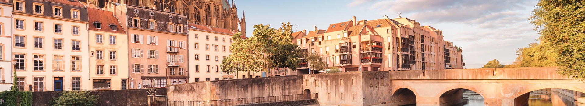 Ofertas Voo + Hotel a **Metz**