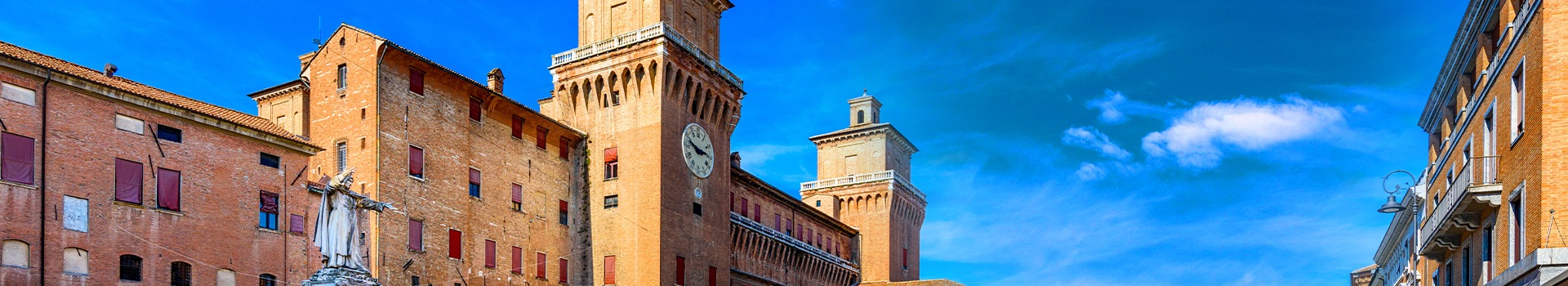Ofertas Voo + Hotel a **Ferrara**