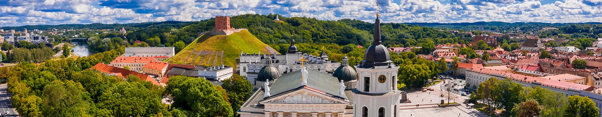 Vilnius, Riga e Tallinn de avião