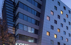 Courtyard By Marriott Prague City