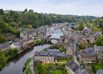 Dinan