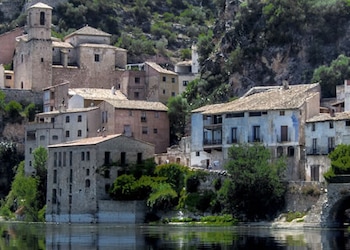 Miravet