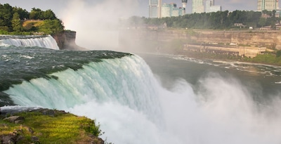 De Montreal a Toronto com Mt. Tremblant De Montreal a Toronto com Mt. Tremblant