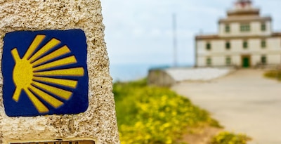 Caminho de Santiago a pé: de Santiago de Compostela a Finisterra Caminho de Santiago a pé: de Santiago de Compostela a Finisterra