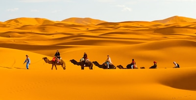 Marrakech, Ouarzazate e deserto de Merzouga em riads Marrakech, Ouarzazate e deserto de Merzouga em riads