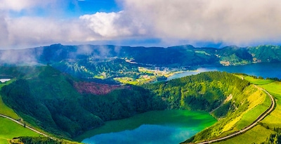 Percurso pela Ilha de São Miguel e Terceira Percurso pela Ilha de São Miguel e Terceira
