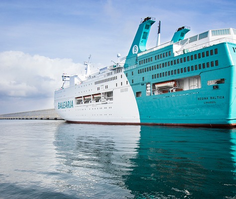 Fotohttps://cdn.logitravel.com/comun/images/ferries/BAL/regina/regina_1.jpg