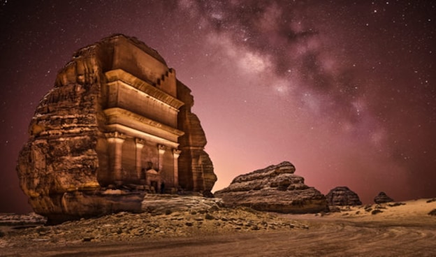 Vamos revelar-lhe os melhores lugares para passar férias Arábia Saudita: Uma viagem incrível