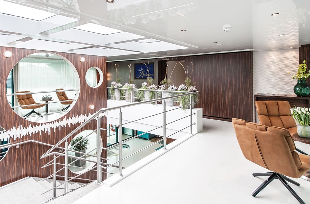 Foto Amadeus Queen6