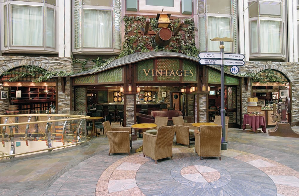 Vintage Lounge