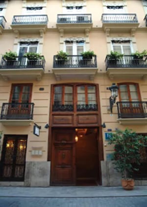 Gallery - Ad Hoc Monumental Hotel