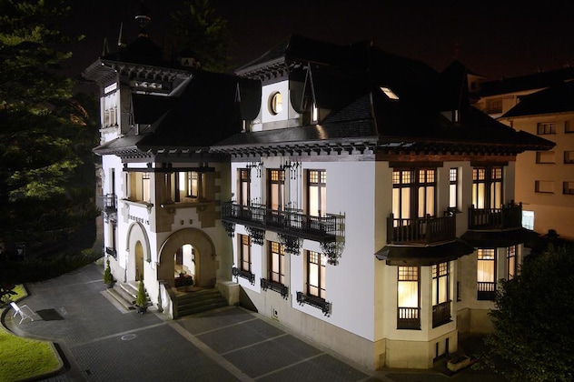 Gallery - Palacio Arias & Hotel Y Apartamentos Arias