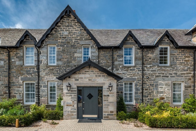 Gallery - Dunalastair Hotel Suites