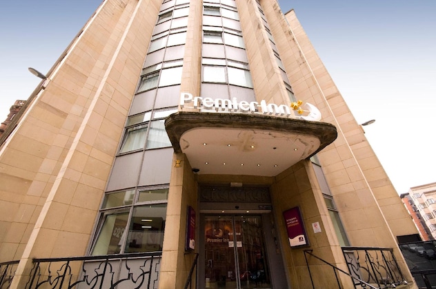 Gallery - Premier Inn Glasgow City (George Square)
