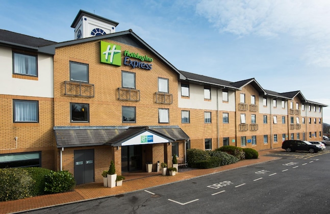 Gallery - Holiday Inn Express Swansea - East By Ihg