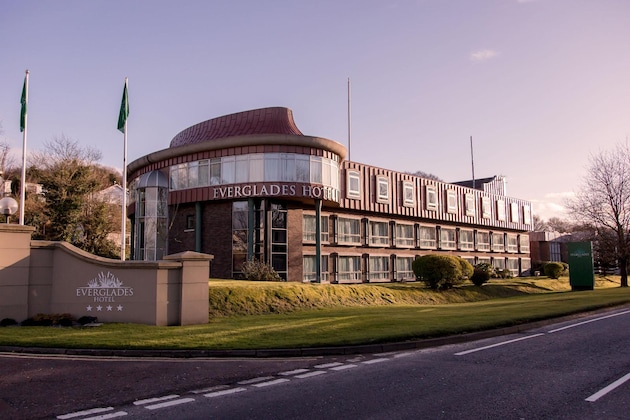 Gallery - Everglades Hotel