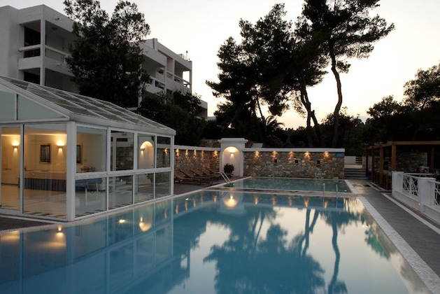 Gallery - Cape Kanapitsa Hotel & Suites