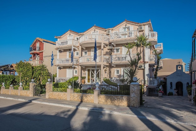 Gallery - Planos Beach Hotel