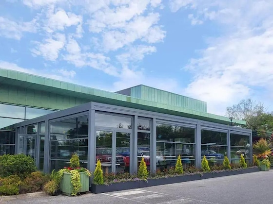Gallery - The Connacht Hotel