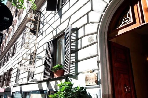 Gallery - Hotel Priscilla