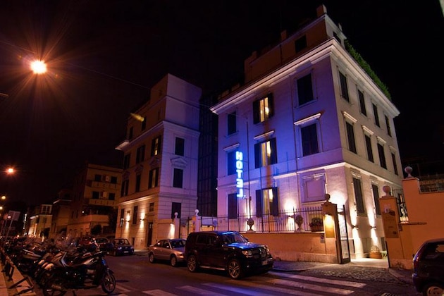 Gallery - Hotel Center 1&2