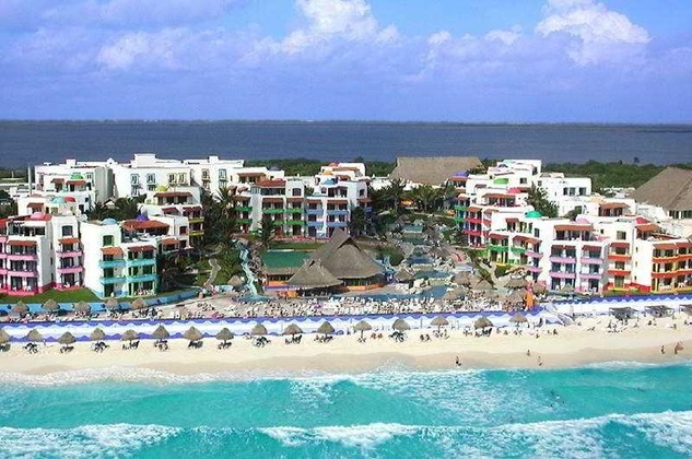 Gallery - El Pueblito Beach