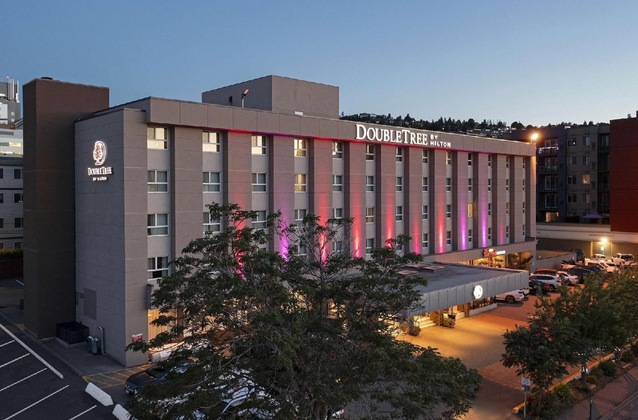 Gallery - Doubletree By Hilton Kamloops