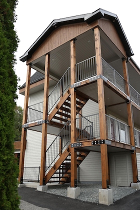 Gallery - Auberge De La Pointe