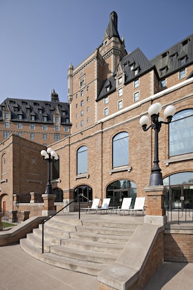 Gallery - Delta Hotels By Marriott Bessborough