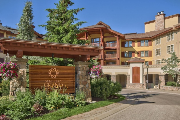 Gallery - Sun Peaks Grand Hotel & Conference Centre