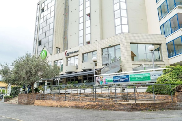 Gallery - Campanile - Nogent Sur Marne