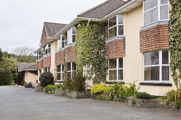 Gallery - The Cedar Lodge Hotel And Restaurant