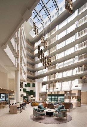 Gallery - Hilton Santa Monica Hotel & Suites