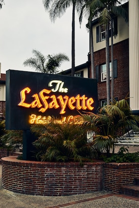 Gallery - The Lafayette Hotel, Swim Club & Bungalows