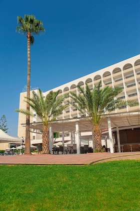 Gallery - Ajax Hotel