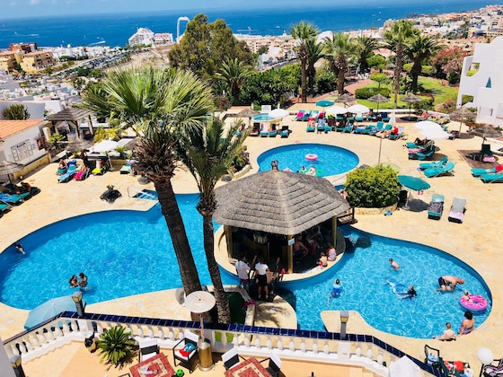Gallery - Regency Torviscas Apartments Suites