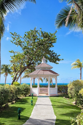 Gallery - Galley Bay Resort & Spa