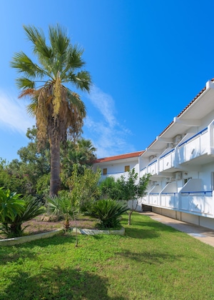 Gallery - Nirvana Beach Hotel