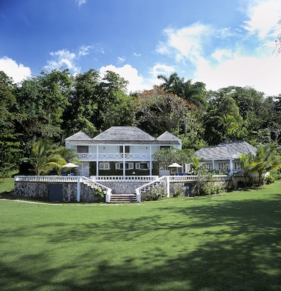 Gallery - Round Hill Hotel And Villas