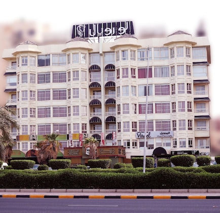 Gallery - Le Royal Hotel
