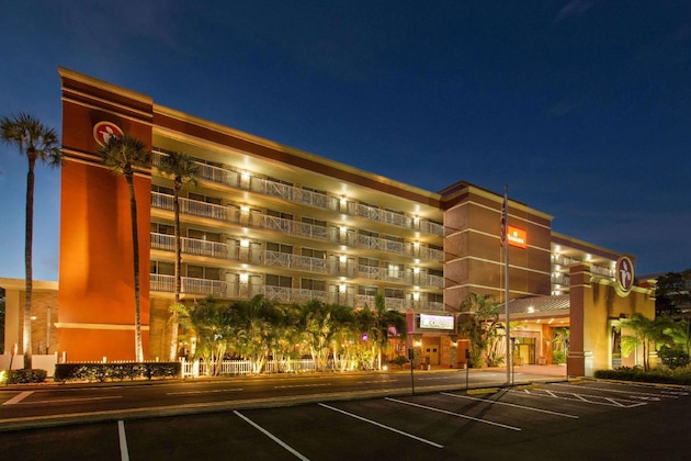 Gallery - Ramada by Wyndham Tampa Westshore Airport South