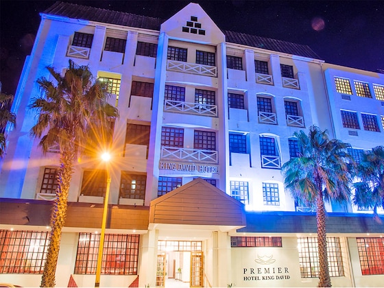 Gallery - Splendid Inn King David