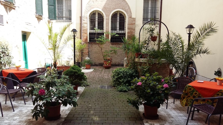 Gallery - Corte Estense