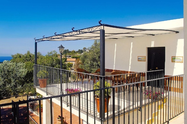 Gallery - Baia Di Trentova