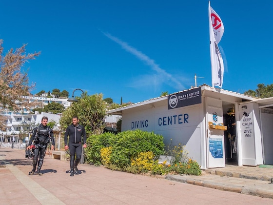 Gallery - Golden Mar Menuda